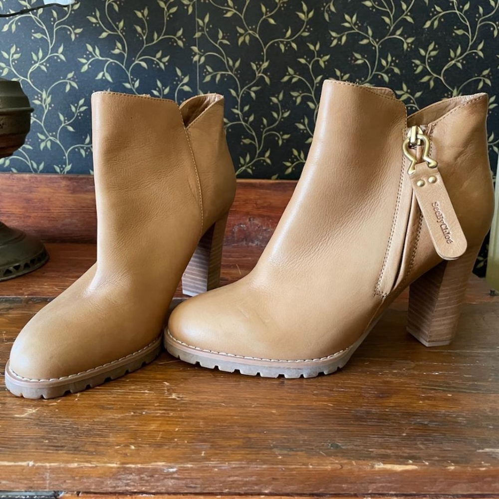 NWOT See By Chloe Ankle Boots